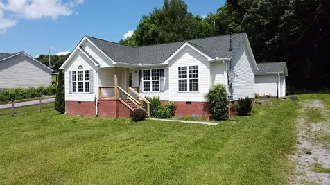 108 Sims Avenue Wartrace TN 37183