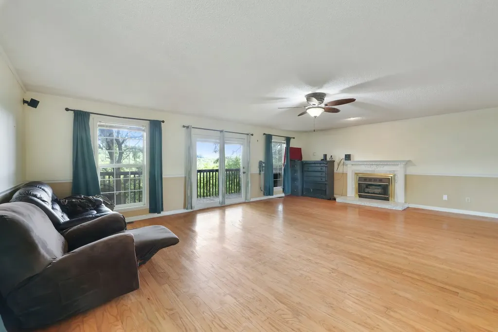 1153 Bear Creek Pike Columbia TN 38401