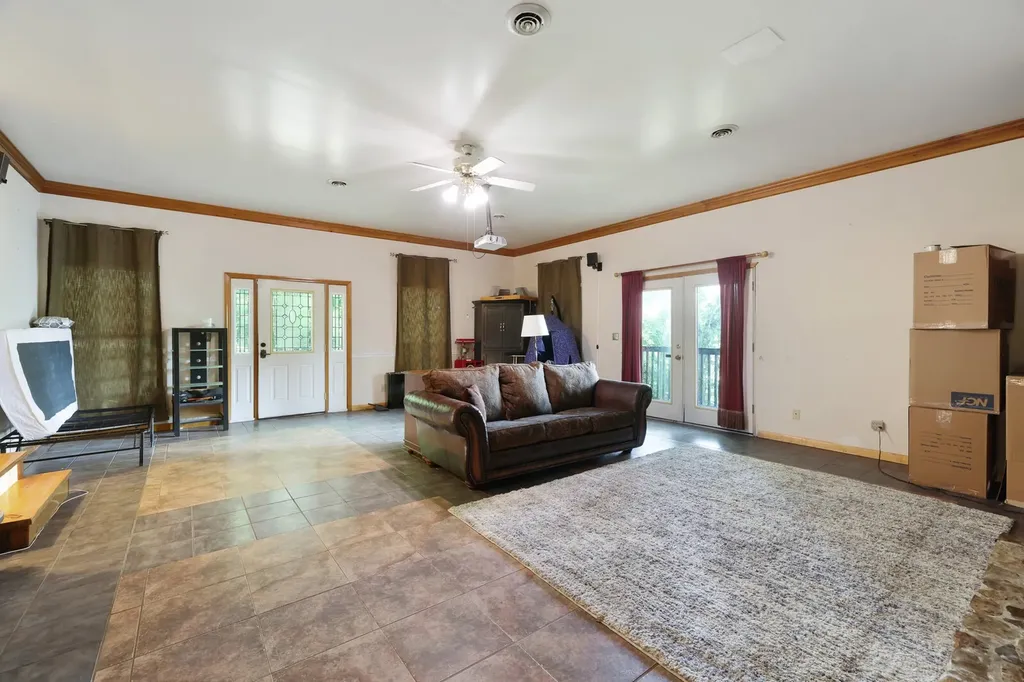 1153 Bear Creek Pike Columbia TN 38401