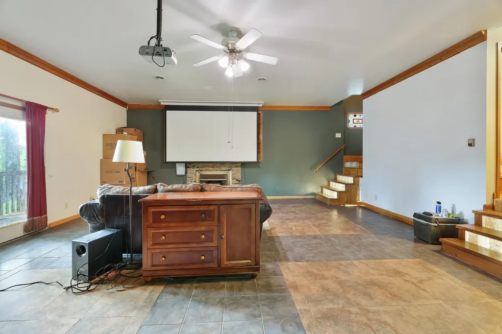 1153 Bear Creek Pike Columbia TN 38401