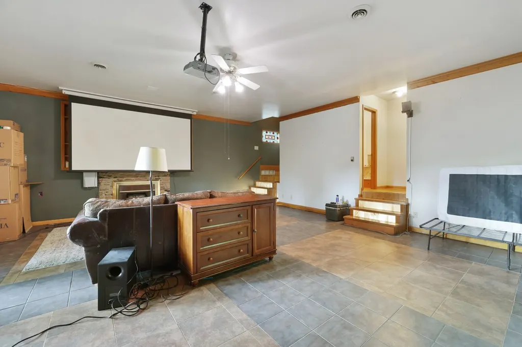 1153 Bear Creek Pike Columbia TN 38401