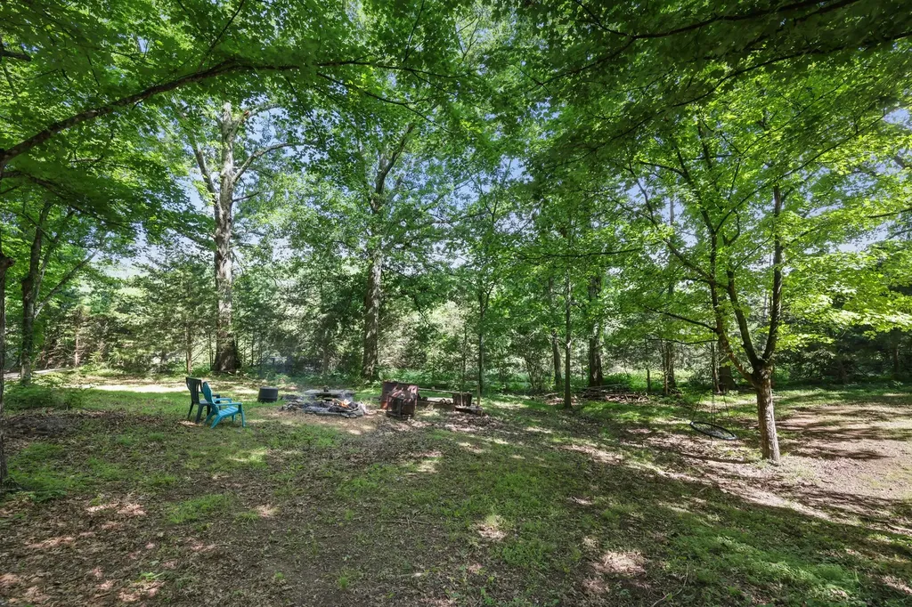 1153 Bear Creek Pike Columbia TN 38401