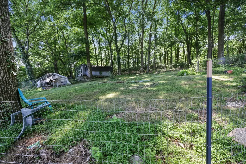 1153 Bear Creek Pike Columbia TN 38401