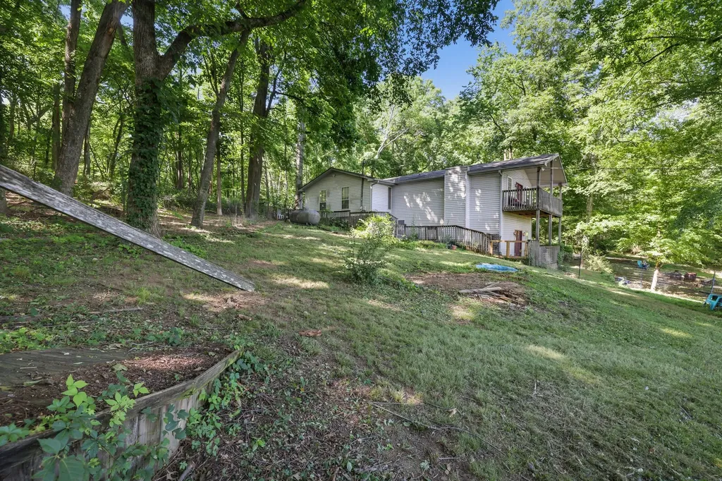 1153 Bear Creek Pike Columbia TN 38401