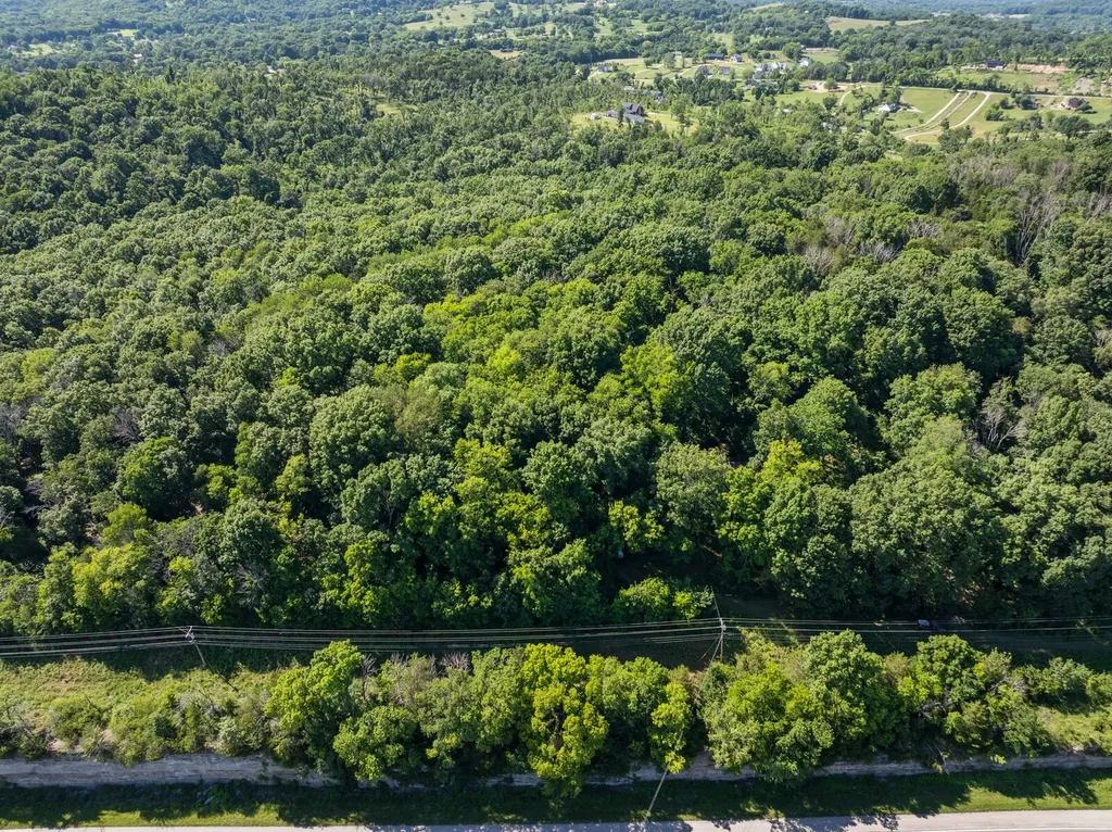 1153 Bear Creek Pike Columbia TN 38401
