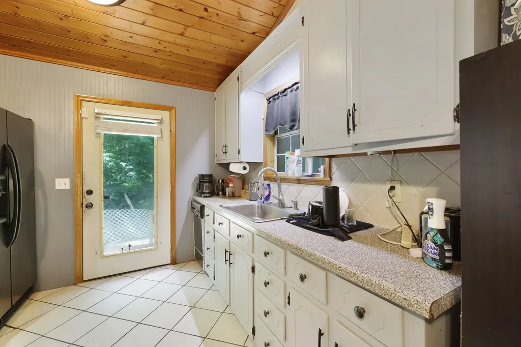 1153 Bear Creek Pike Columbia TN 38401