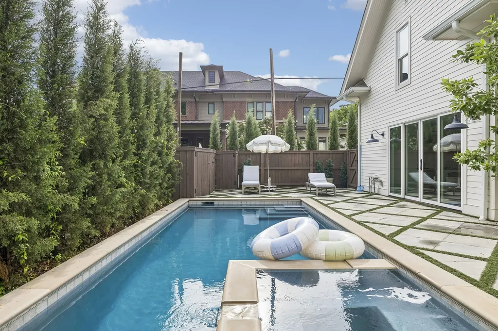 2509 Oakland Avenue Nashville TN 37212