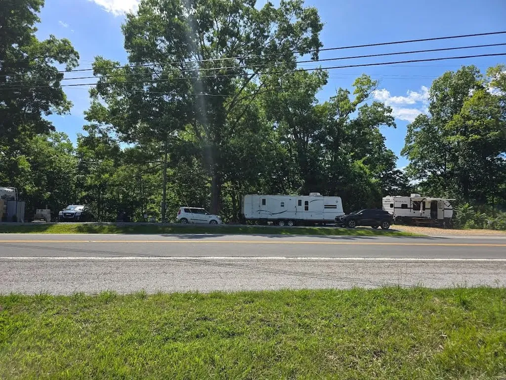5413 Cookeville Highway Smithville TN 37166