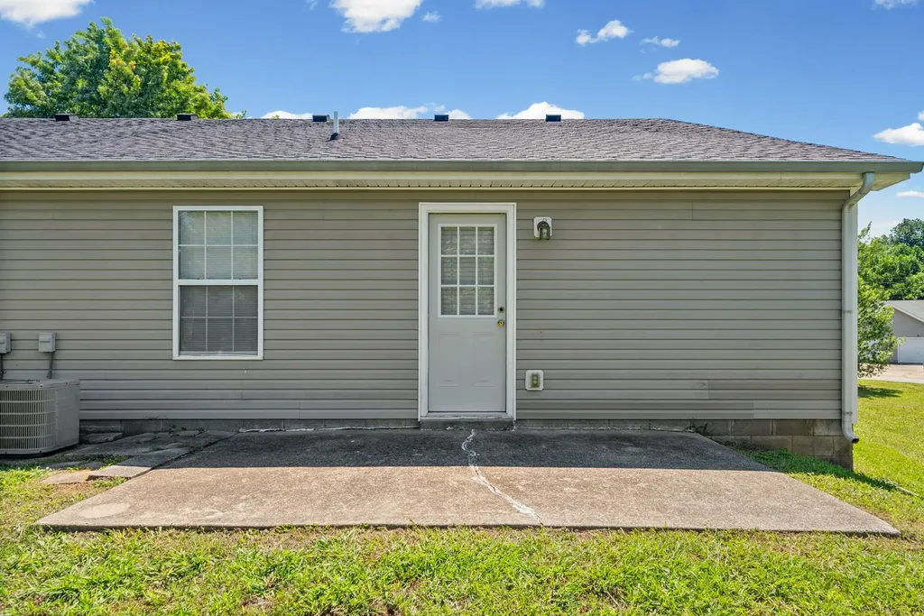 256 Executive Avenue Clarksville TN 37042