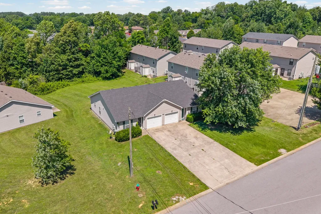 256 Executive Avenue Clarksville TN 37042