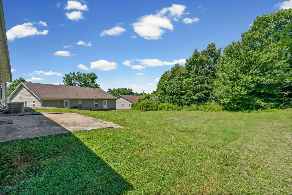 256 Executive Avenue Clarksville TN 37042