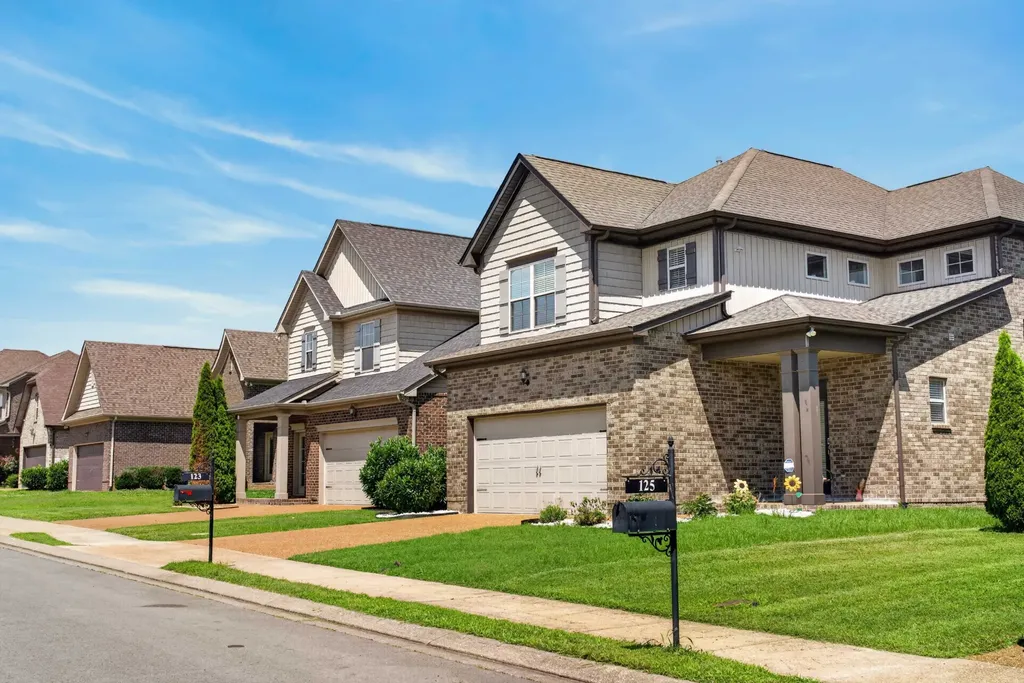 123 Annapolis Bend Circle Hendersonville TN 37075
