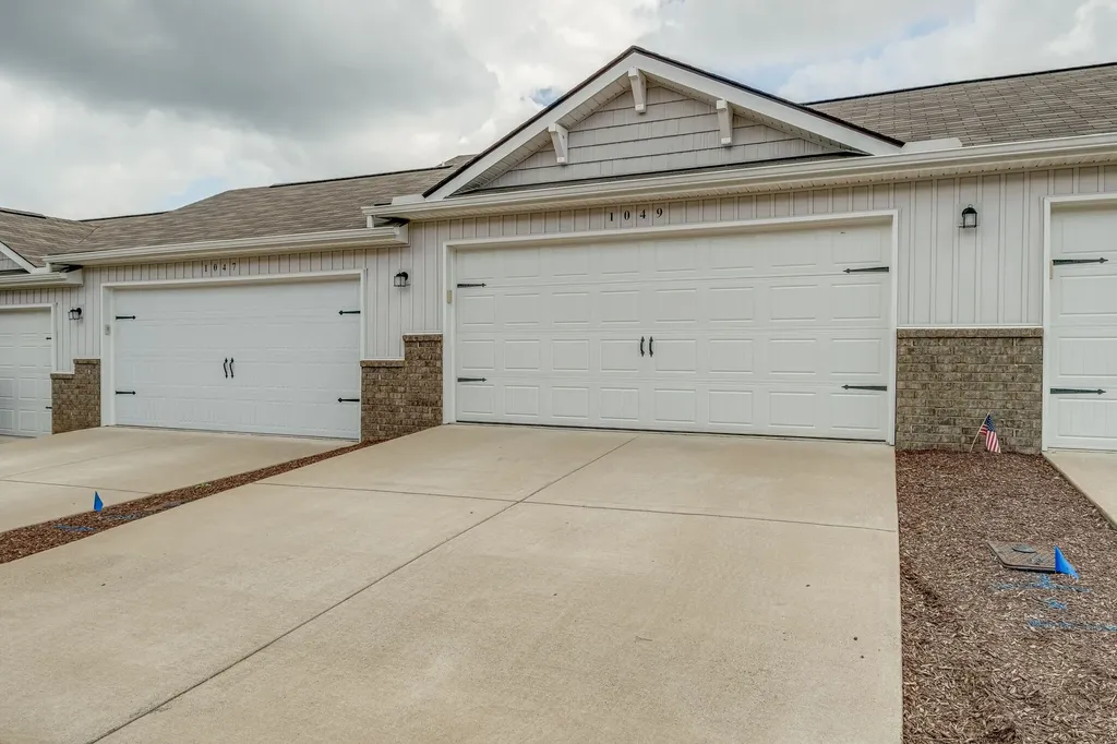 1049 Henley Pvt Lane Gallatin TN 37066