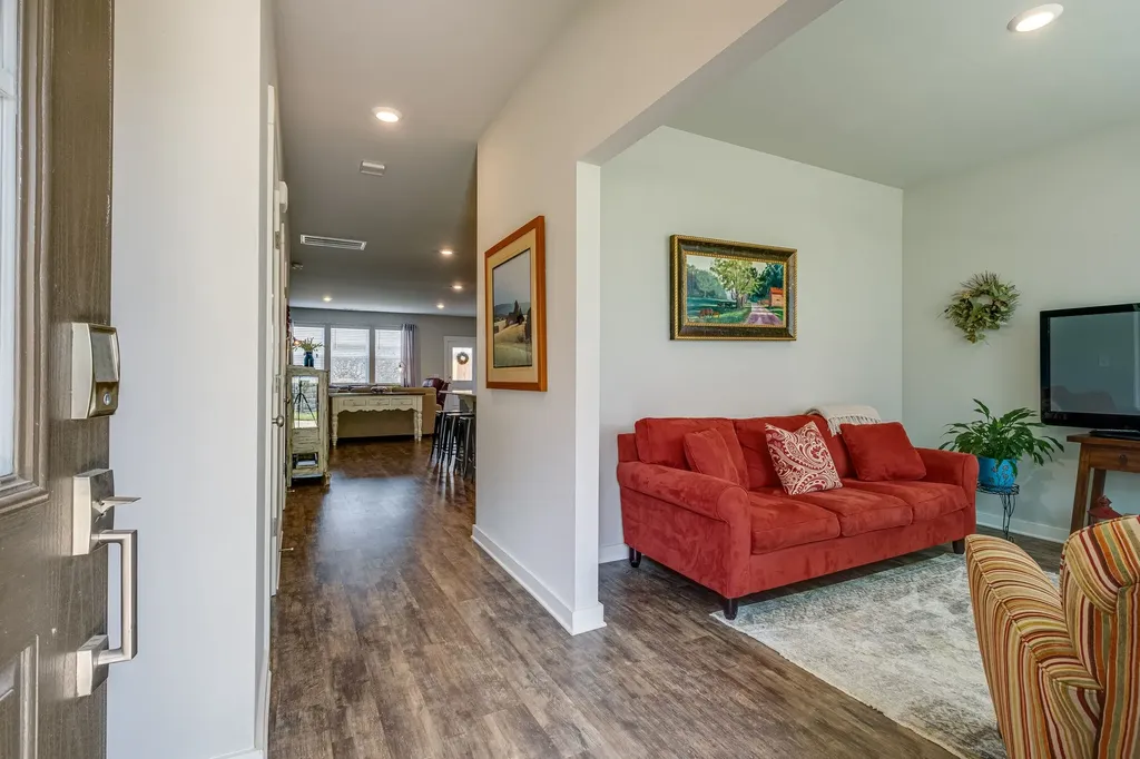 1049 Henley Pvt Lane Gallatin TN 37066