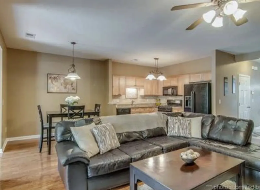 7277 Charlotte Pike Nashville TN 37209