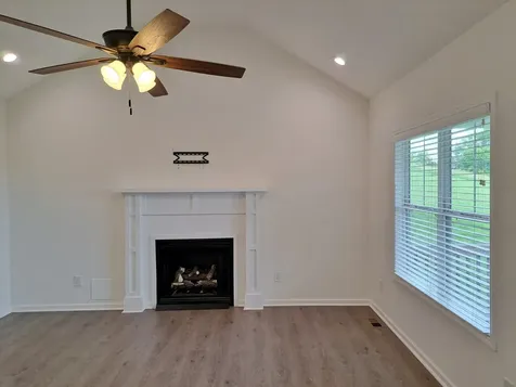 1296 Coosie Branch Road Cornersville TN 37047