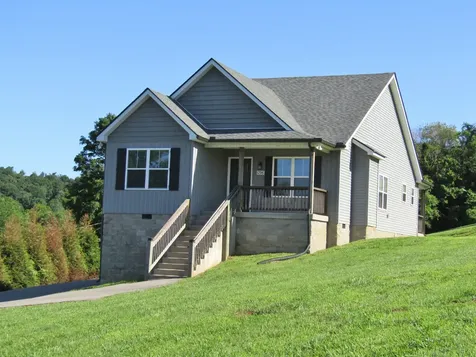 1296 Coosie Branch Road Cornersville TN 37047