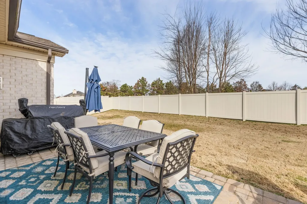 1002 Maleventum Way Spring Hill TN 37174