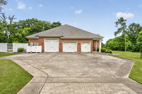1030 Parsons Way Hendersonville TN 37075