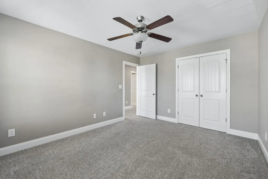 1045 Black Gum Lane Clarksville TN 37043