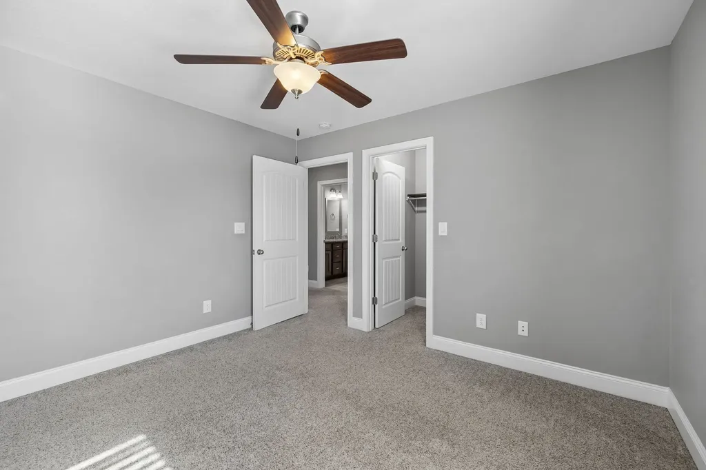 1045 Black Gum Lane Clarksville TN 37043