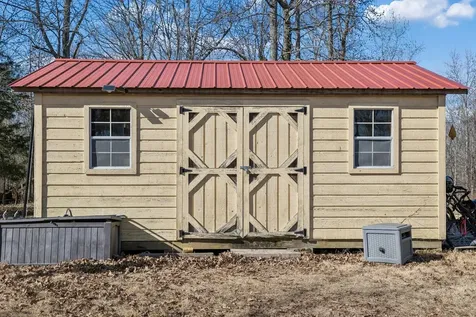 485 Lower Roans Creek Road Linden TN 37096
