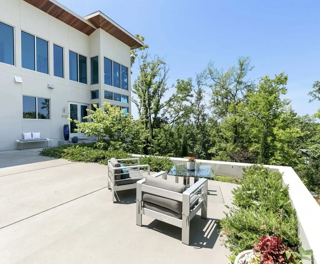 1701 Woodsong Drive Brentwood TN 37027