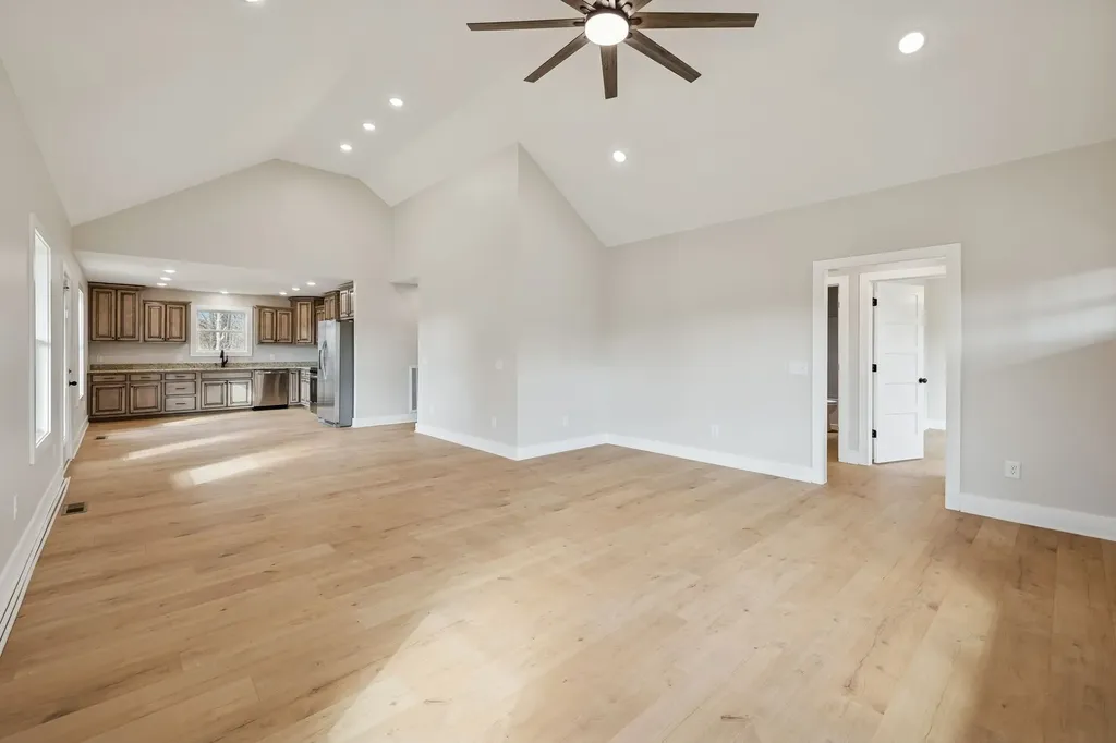 342 Leigh Anna Circle Lafayette TN 37083