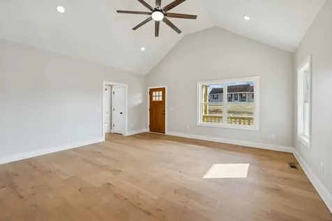 342 Leigh Anna Circle Lafayette TN 37083