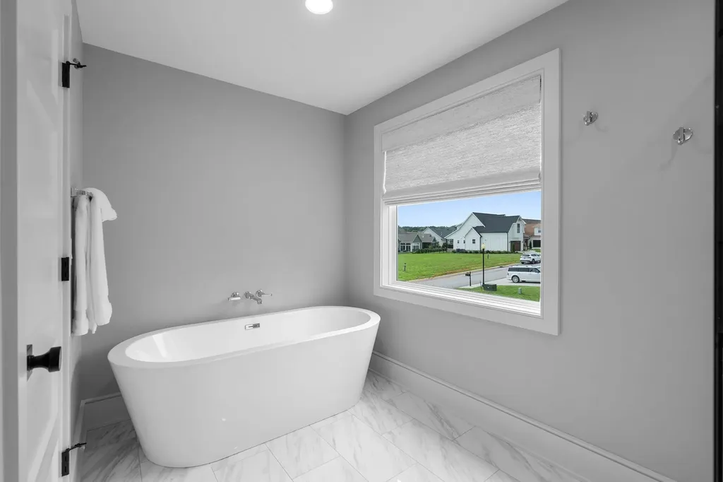155 Hammock Drive Winchester TN 37398