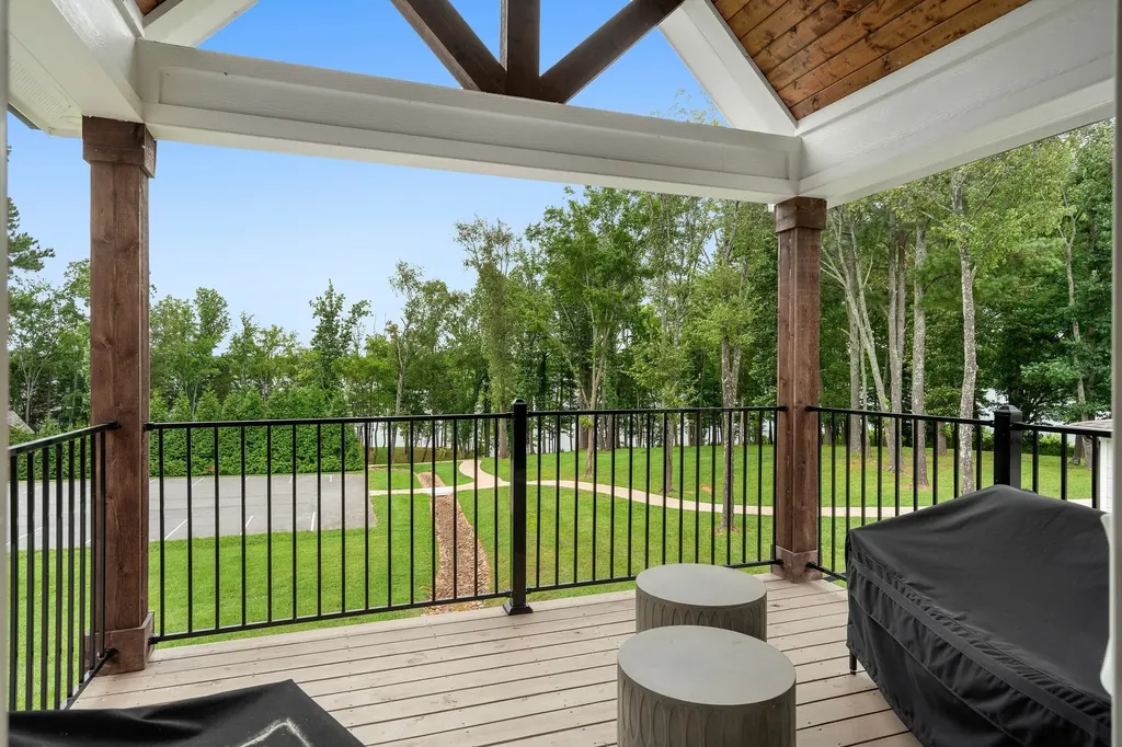 155 Hammock Drive Winchester TN 37398
