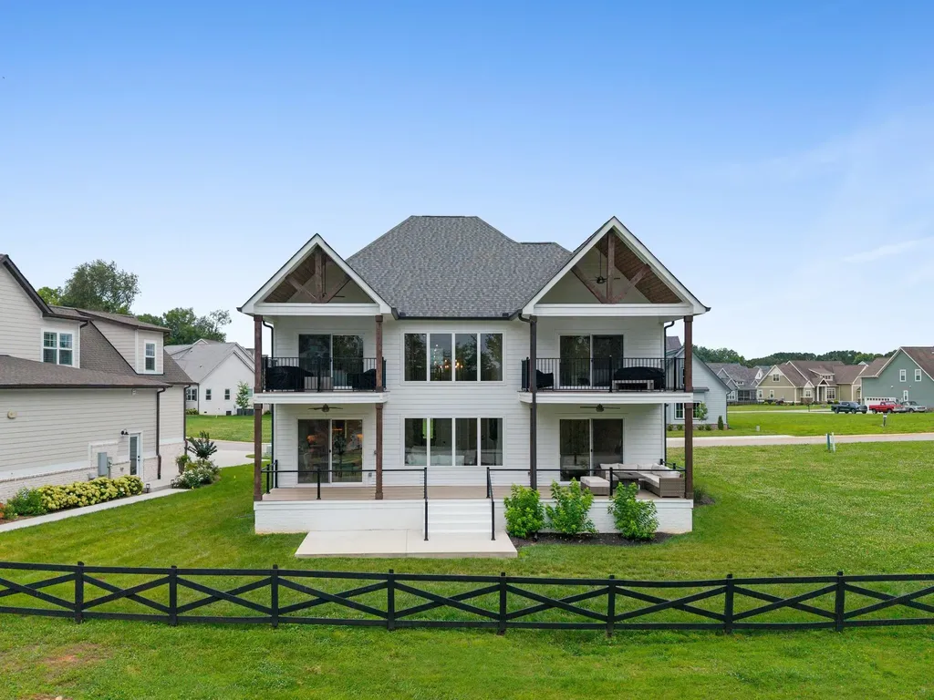 155 Hammock Drive Winchester TN 37398
