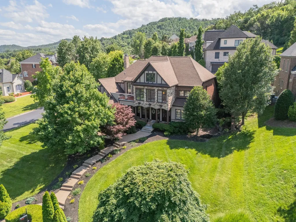 22 Missionary Drive Brentwood TN 37027