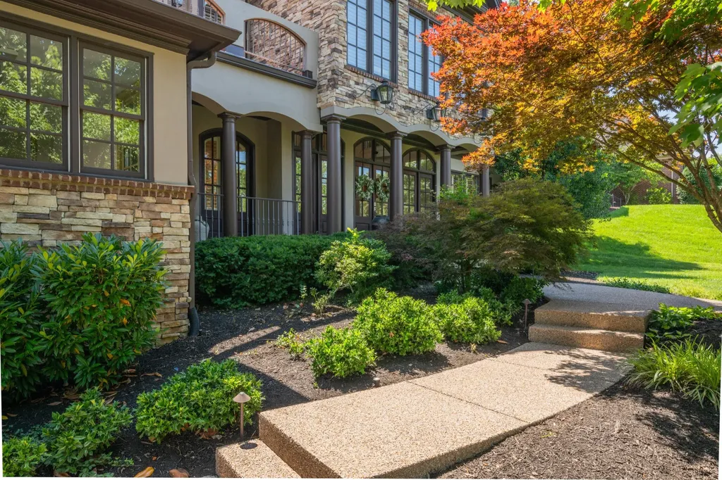 22 Missionary Drive Brentwood TN 37027