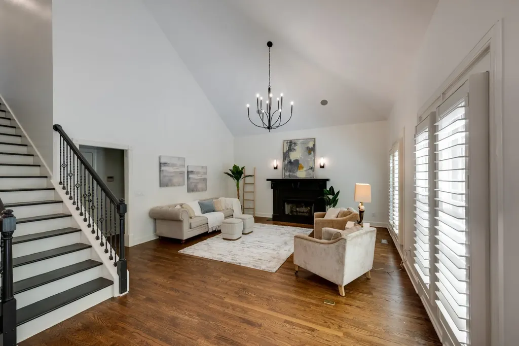 22 Missionary Drive Brentwood TN 37027