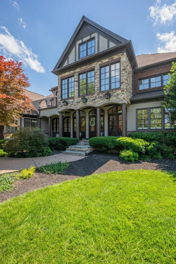22 Missionary Drive Brentwood TN 37027