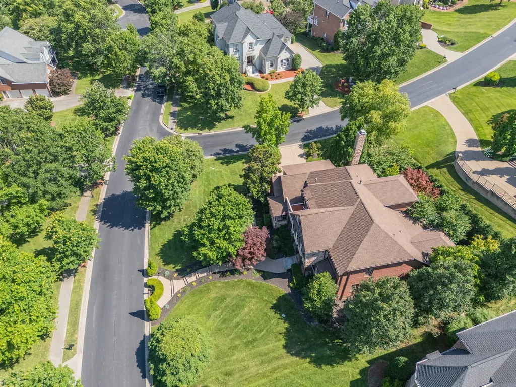 22 Missionary Drive Brentwood TN 37027