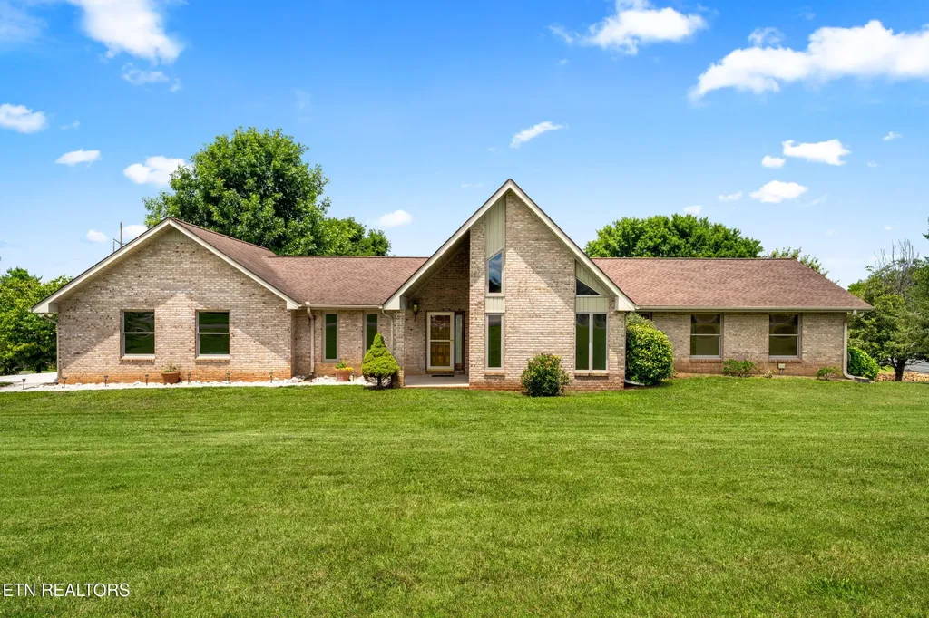 109 Overlook Drive Loudon TN 37774