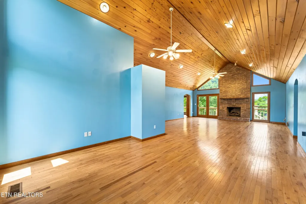 109 Overlook Drive Loudon TN 37774