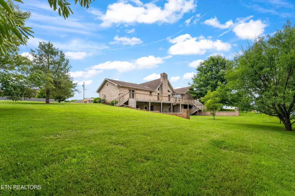 109 Overlook Drive Loudon TN 37774