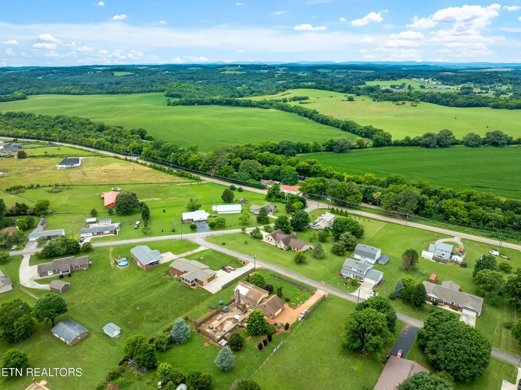 109 Overlook Drive Loudon TN 37774