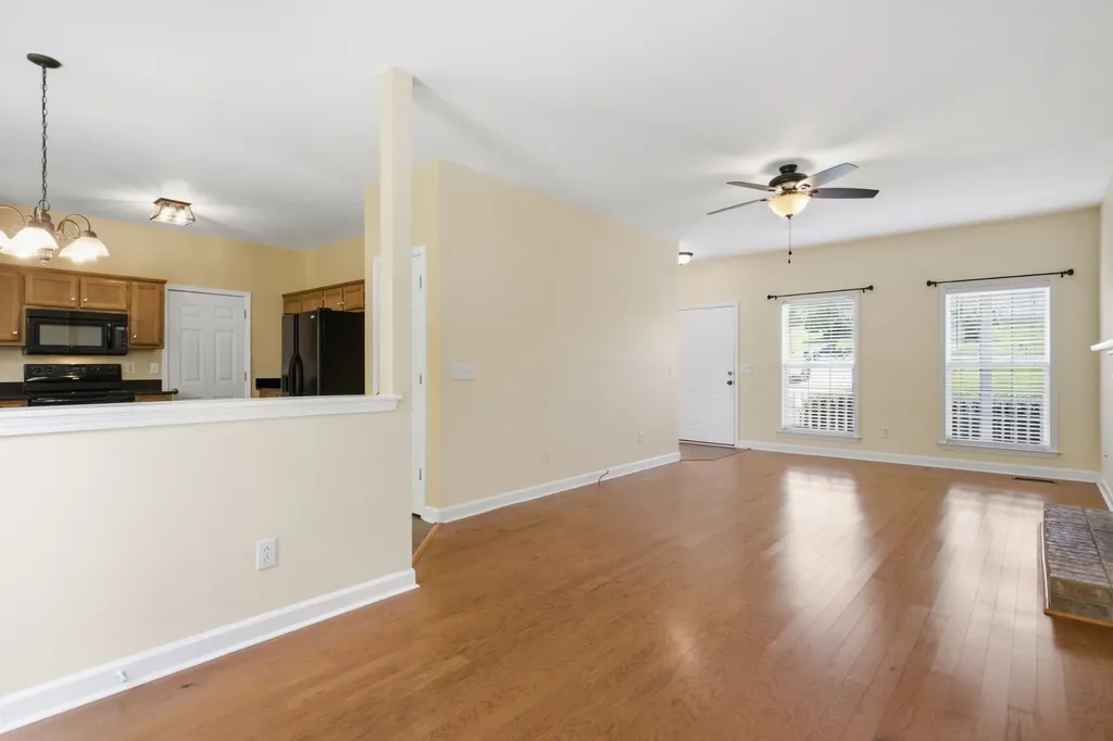 2752 Aston Woods Lane Thompsons Station TN 37179