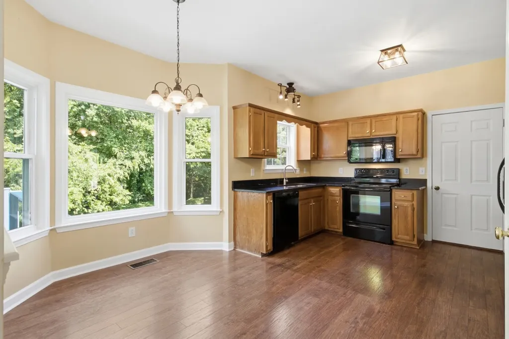 2752 Aston Woods Lane Thompsons Station TN 37179