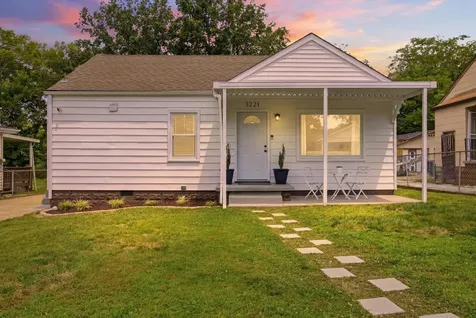 3221 05th Avenue Chattanooga TN 37407