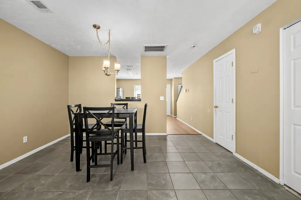5828 Monroe Crossing Antioch TN 37013