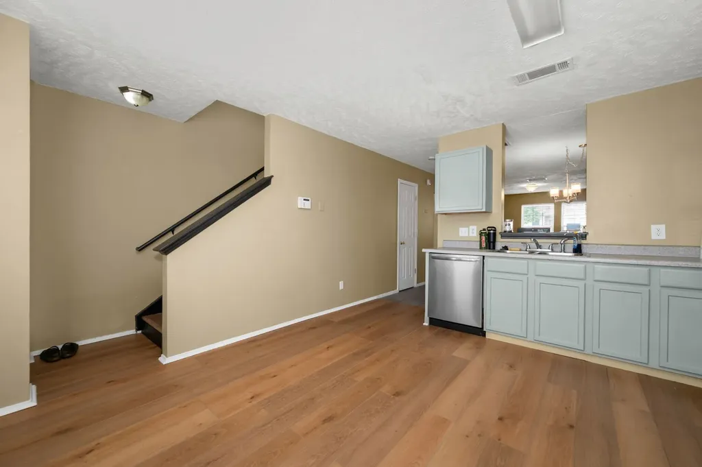 5828 Monroe Crossing Antioch TN 37013