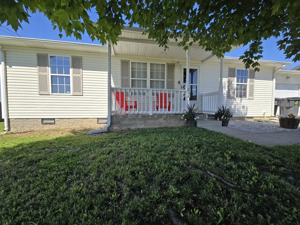 809 Stableford Road Oak Grove KY 42262