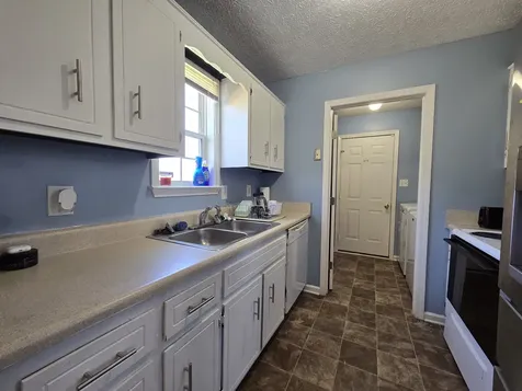 809 Stableford Road Oak Grove KY 42262