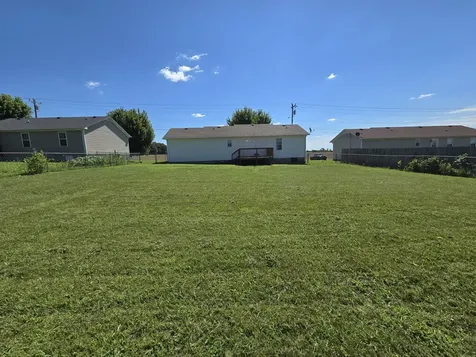 809 Stableford Road Oak Grove KY 42262