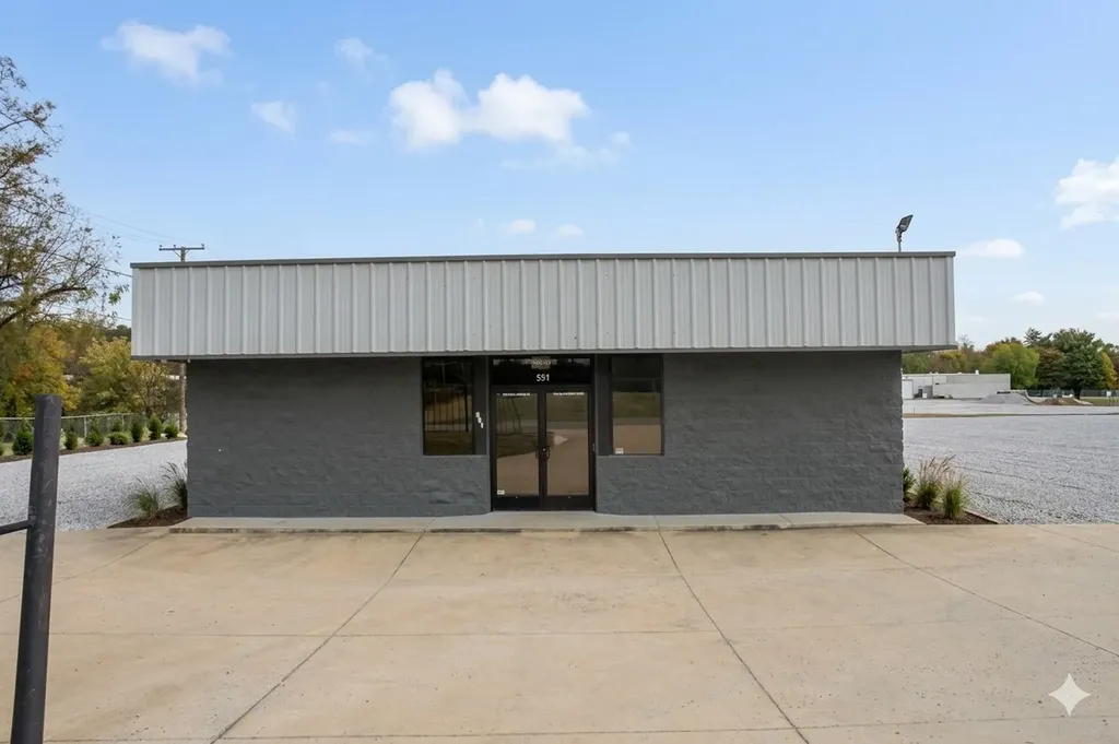 551 Blythe Avenue Gallatin TN 37066